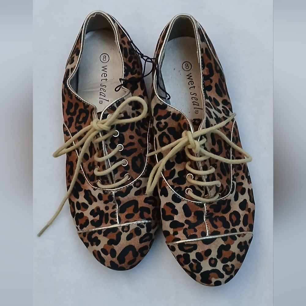 Wet Seal Leopard Print Lace-Up Shoes